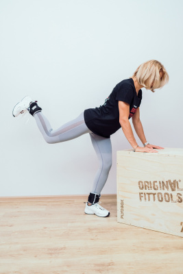 Комплект утяжелителей весом 1 кг (пара)