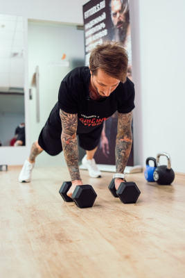 Гантель 15 кг гексагональная