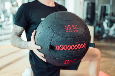 Тренировочный мяч Wall Ball Deluxe 10 кг